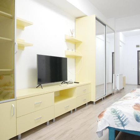 Re Dowtown Apartments - Palas Mall Studio Iasi Extérieur photo